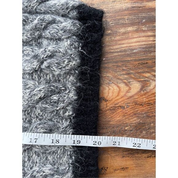 T3 VTG Lui Chantant Cable Knit Cardigan Sweater White Black Gray Small - Picture 7 of 7